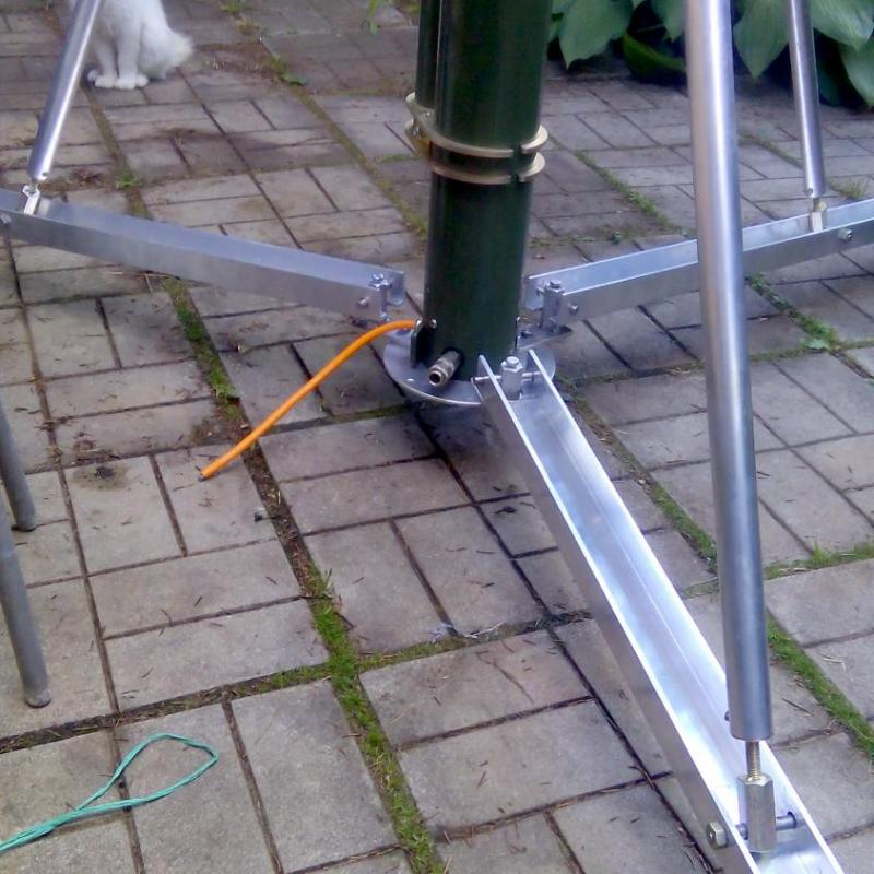 Мачта-тандем телескопическая с отсутствием осевого вращения